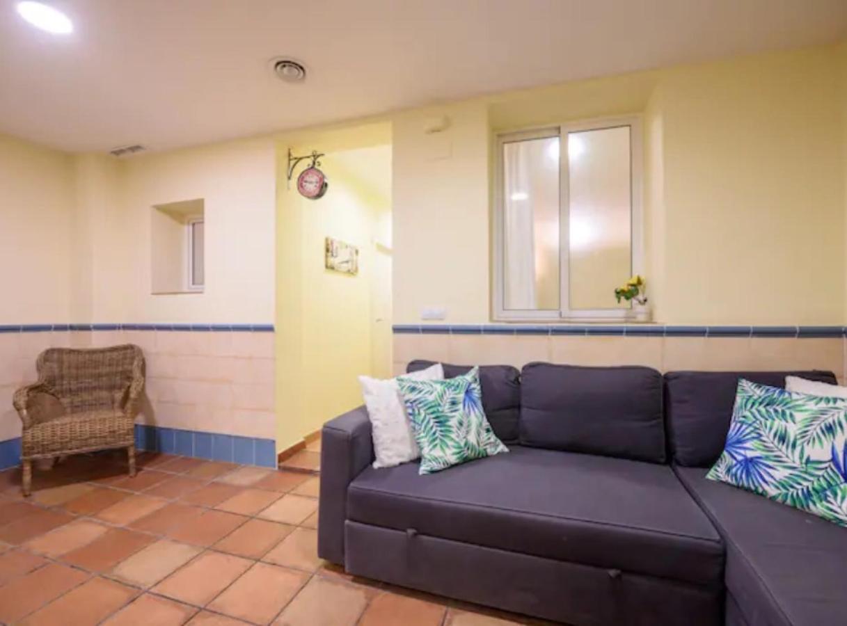 Ramblasrentals Chic & Spacious Flat Pool Table 15M Ramblas - Parking - Wifi Barcellona Esterno foto
